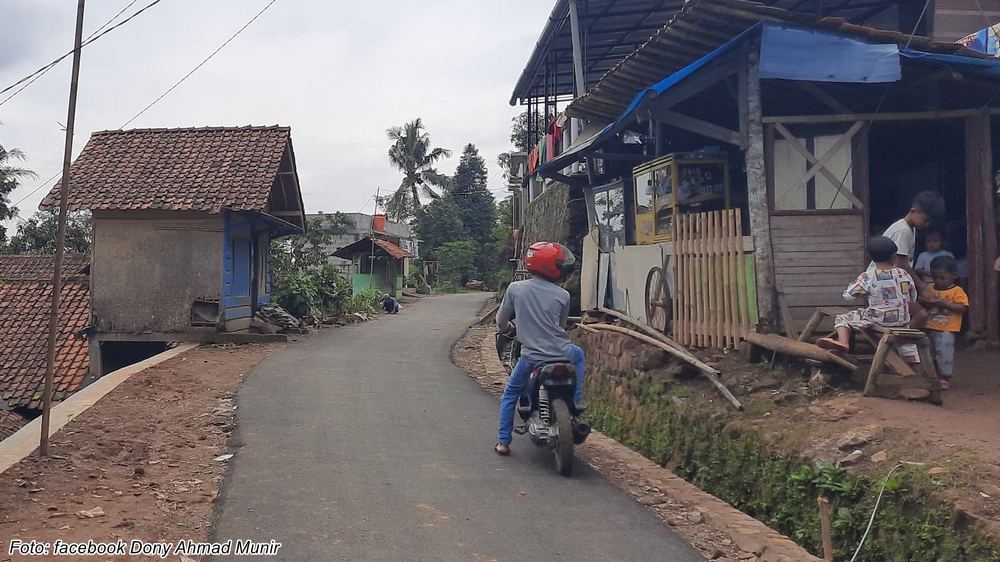 Pemukiman Kampung Cikahurip Desa Pangadegan