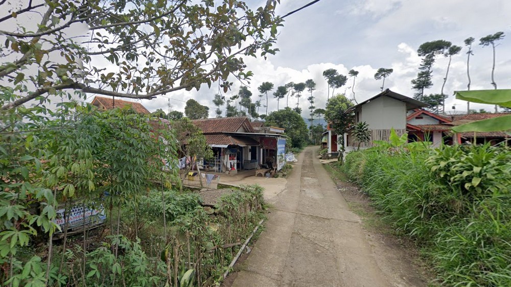 Akses jalan Kampung Pasirsalam Desa Pasigaran