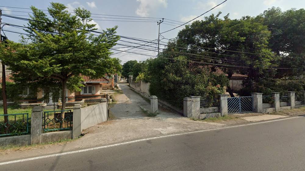 Akses masuk ke Kampung Tagog Desa Cibeureum Kulon
