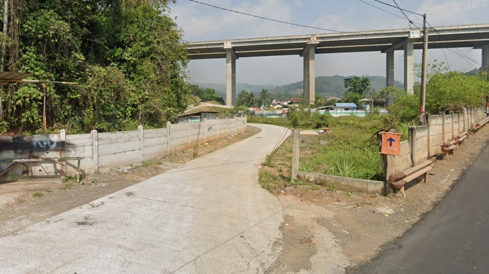 Akses masuk Kampung Cinyindang Desa Mulyasari