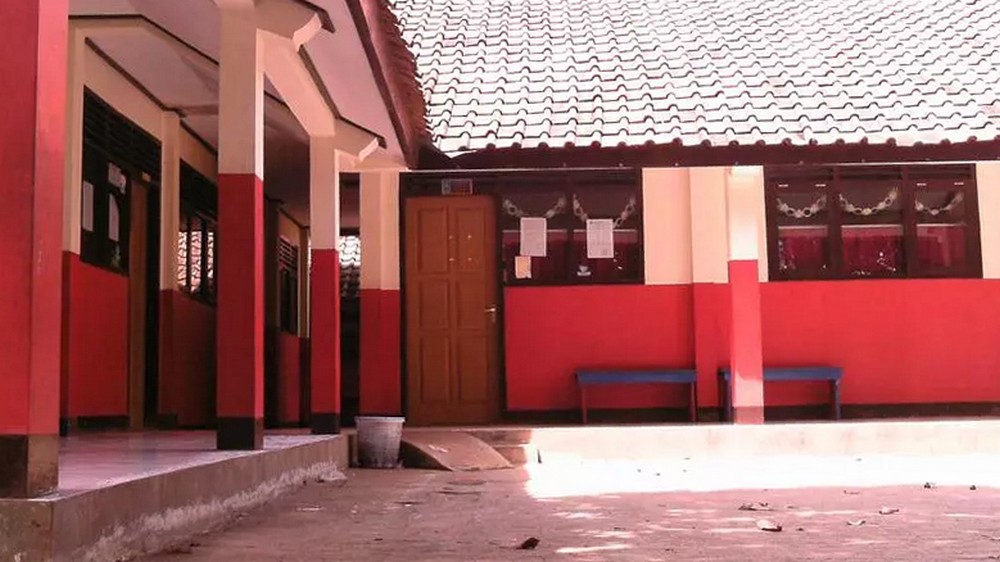 Bangunan sekolah SD Negeri Hegarmanah Kecamatan Ganeas