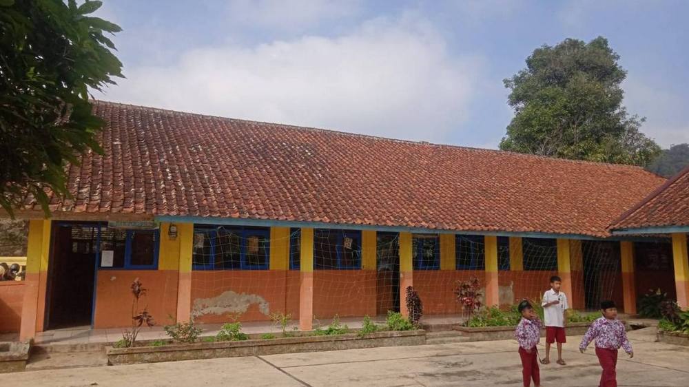 Bangunan sekolah SD Negeri Rancamedalwangi Kecamatan Rancakalong