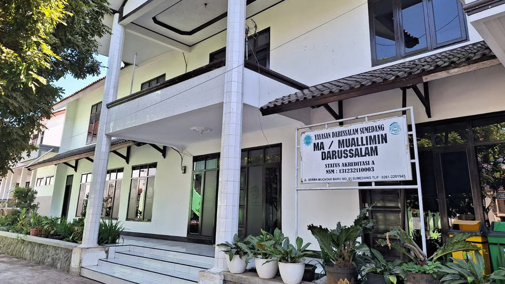 Bangunan sekolah MA Darussalam