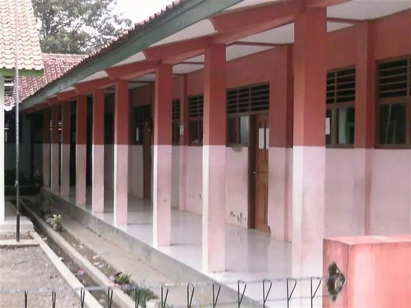 Bangunan sekolah SD Negeri Karanganyar Jatinunggal