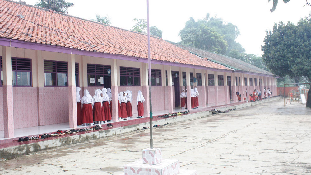 Bangunan sekolah SD Negeri Sukawangi Kecamatan Pamulihan