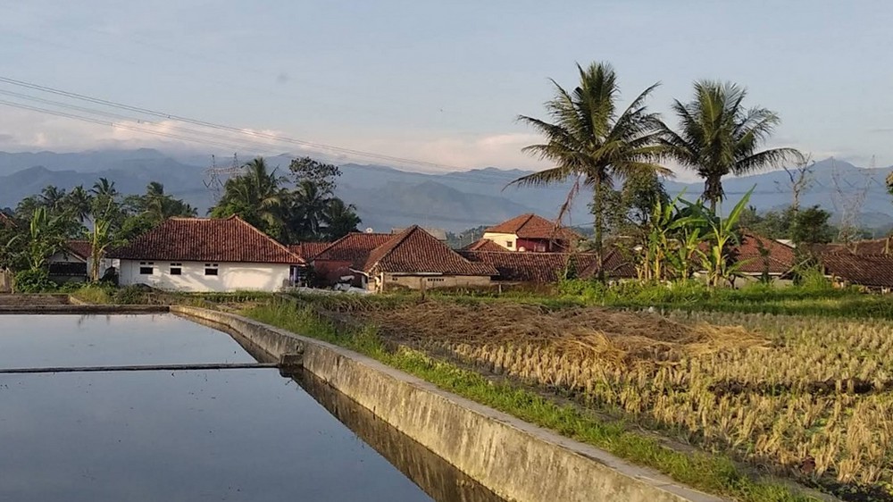 Pemukiman Kampung Batukarut Desa Cibeureum Wetan