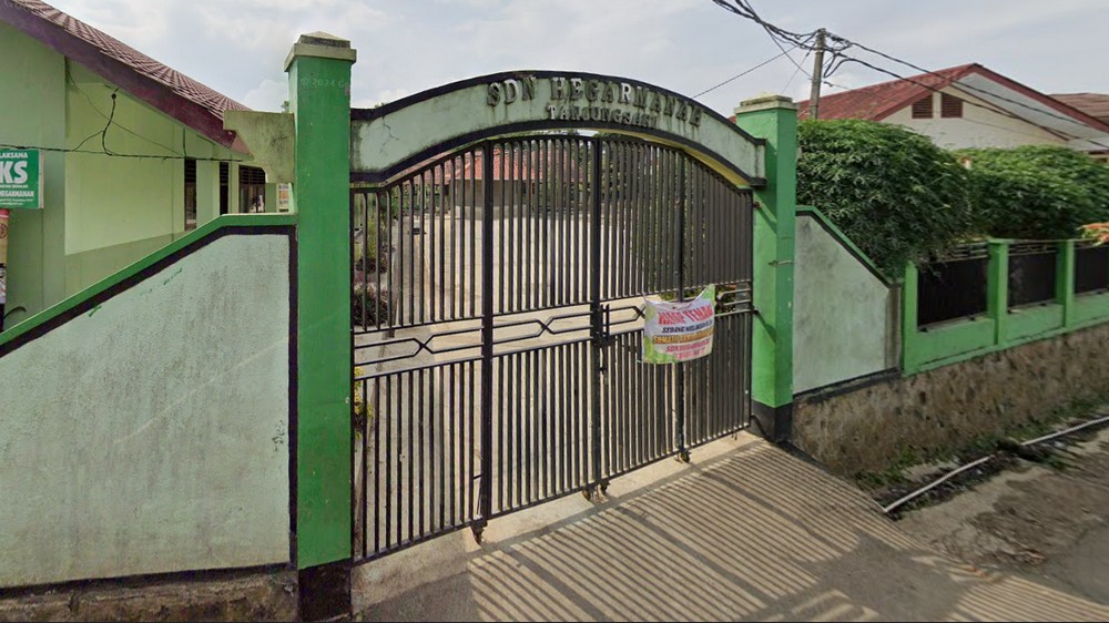 Gerbang sekolah SD Negeri Hegarmanah Kecamatan Tanjungsari
