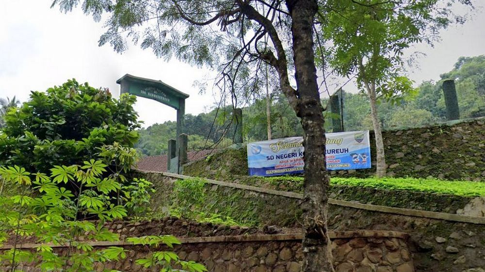 Gerbang SD Negeri Kebonseureuh Sumedang Selatan