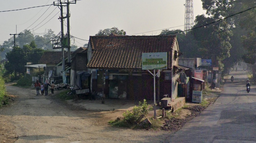 Pemukiman bagian selatan Kampung Lembang Desa Gunungmanik