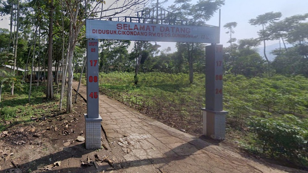 Akses masuk dari arah selatan