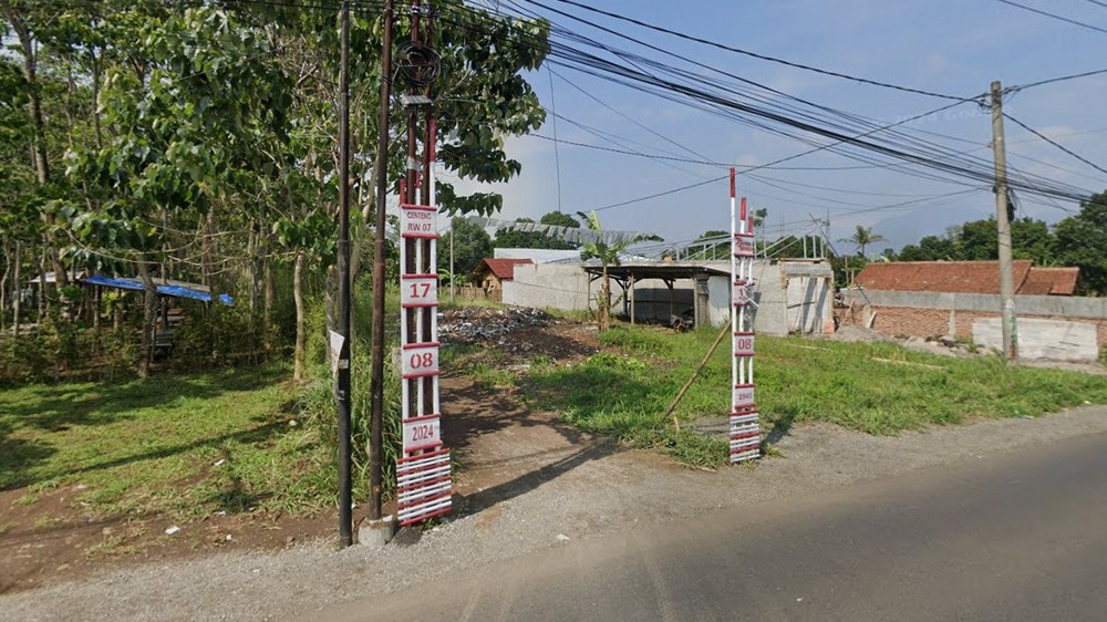 Gapura utara Kampung Genteng Desa Gunungmanik