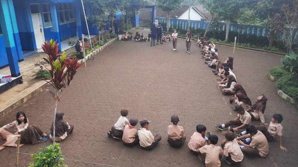 Kegiatan pramuka SD Negeri Leuwiliang Kecamatan Cimanggung