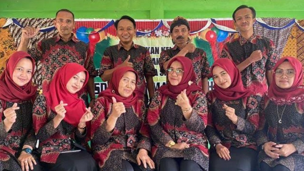 Guru pengajar SD Negeri Margaasih