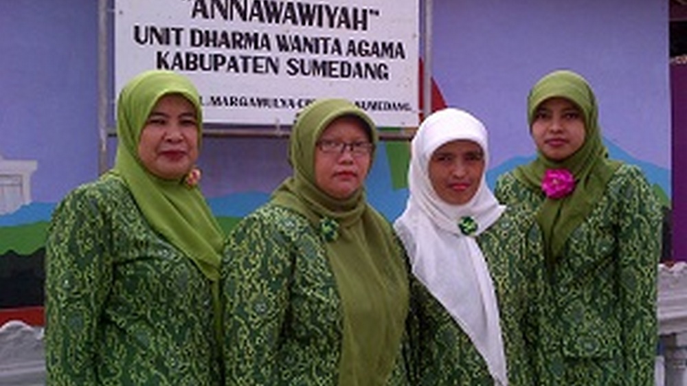 Guru pengajar RA An-Nawawiyah