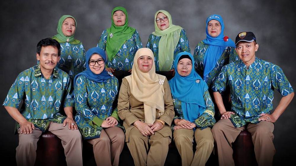 Guru pengajar SD Negeri Parakanmuncang III Kecamatan Cimanggung
