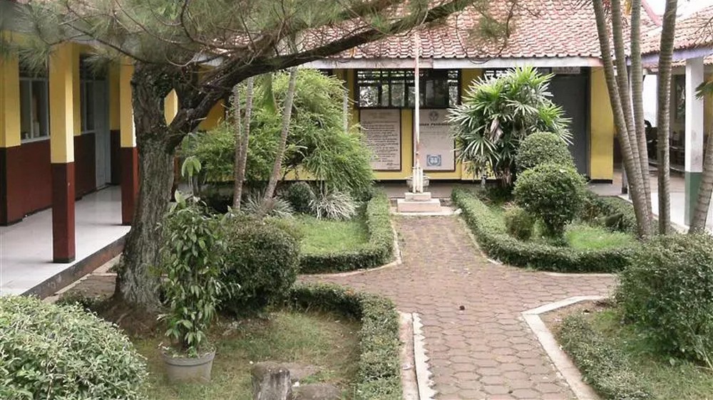 Halaman SD Negeri Jambu Kecamatan Cisarua