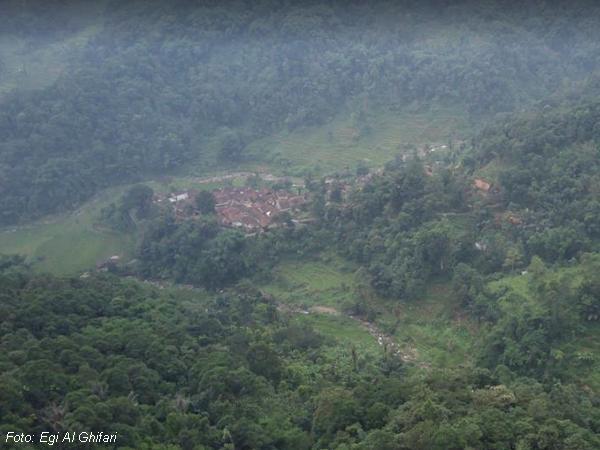 Kampung Bangbayang di Desa Bangbayang