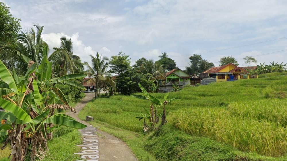 Sisi lain Kampung Pabuaran Desa Awilega