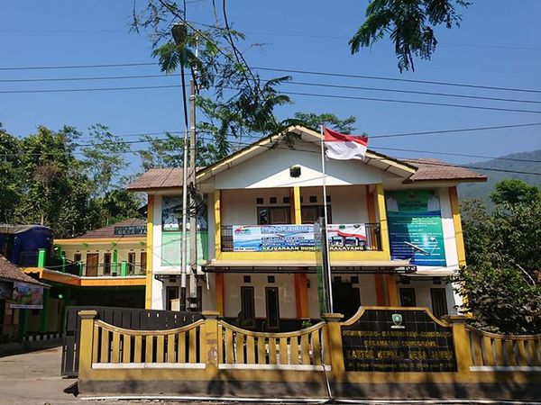 Kantor Desa Jambu Conggeang (foto: facebook Desajambu)