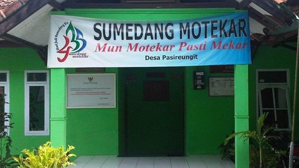 Kantor Desa Pasireungit (foto: Desa Pasireungit)