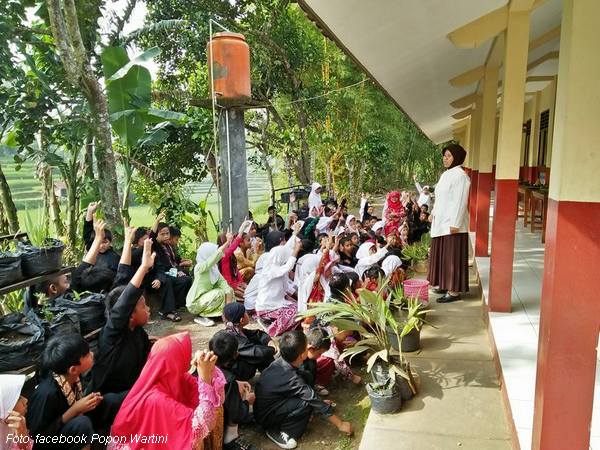 Kegiatan luar kelas SD Negeri Malangbong Cimalaka