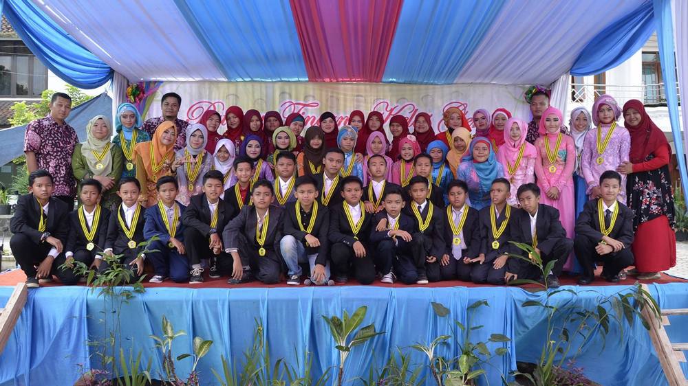 Kelulusan kelas 6 MIS Assalam