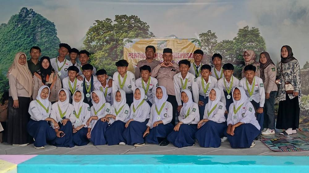 Kelulusan MTs Miftahul Huda