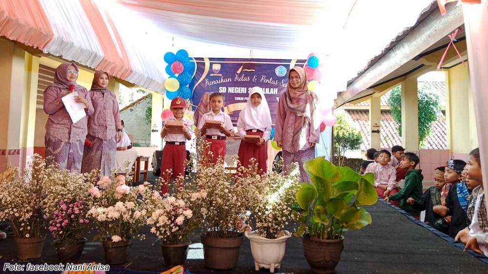 Kenaikan kelas SD Negeri Sukalilah Kecamatan Pamulihan
