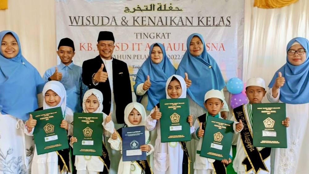 Kenaikan kelas di RA Asmaul Husna Tanjungsari