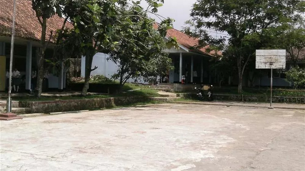 Halaman sekolah SMK YPK Sumedang