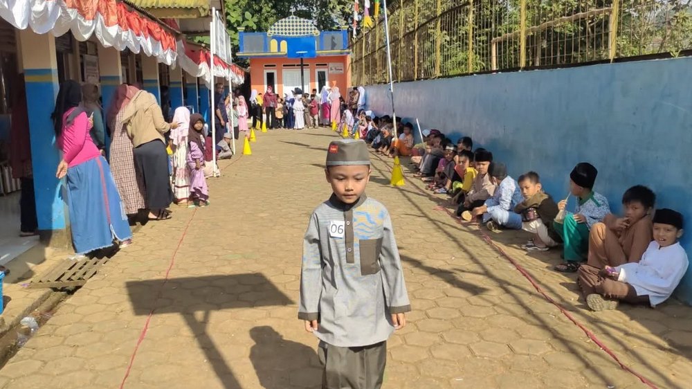 Kegiatan luar kelas SD Negeri Bendungan II Sumedang Utara