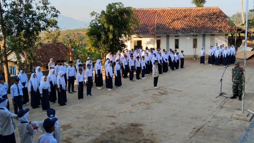 Kegiatan luar kelas MTs Al-Hikmah Cibugel
