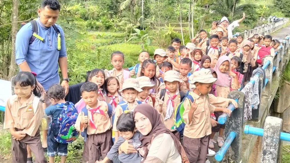 Kegiatan luar kelas RA Al-Falaahiyyah Cikoneng