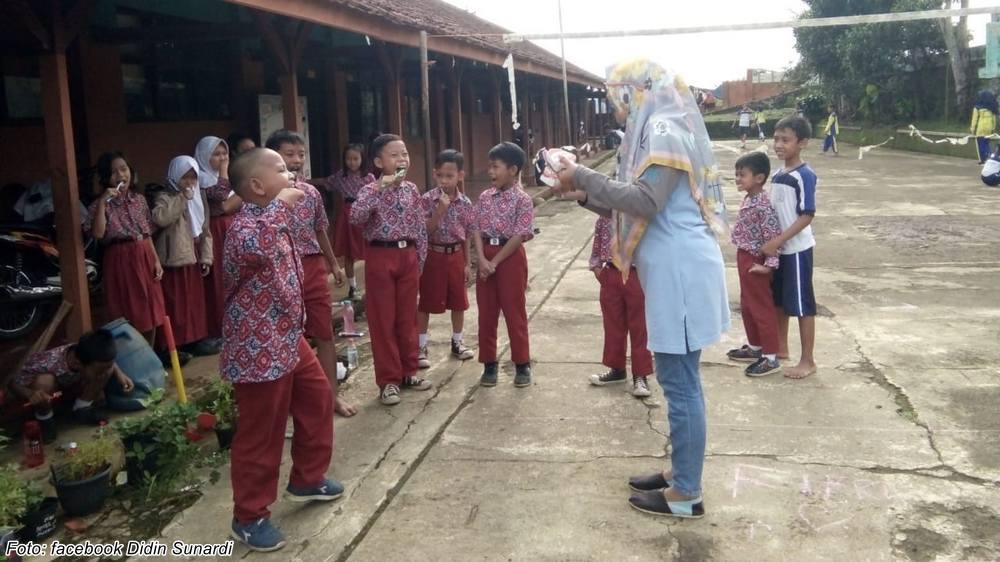 Kegiatan luar kelas SD Negeri Sukawening Sumedang Utara