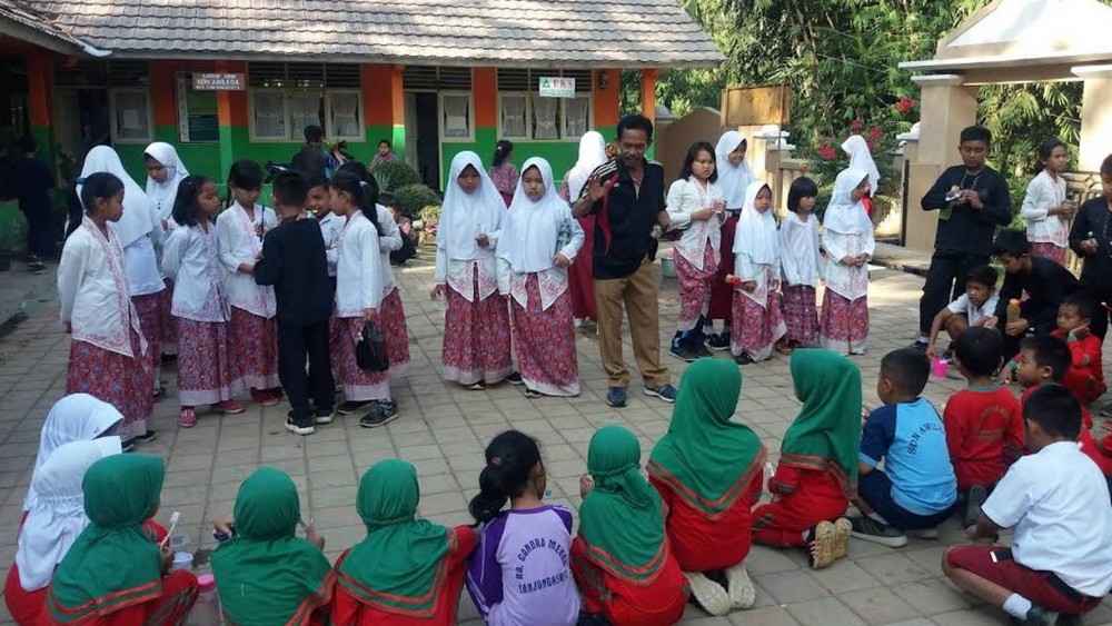 Kegiatan luar kelas SD Negeri Awilega Tanjungkerta