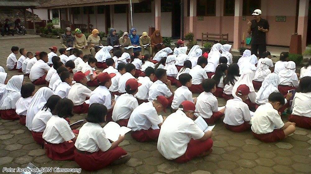 Kegiatan luar kelas SD Negeri Cimuncang Tanjungkerta