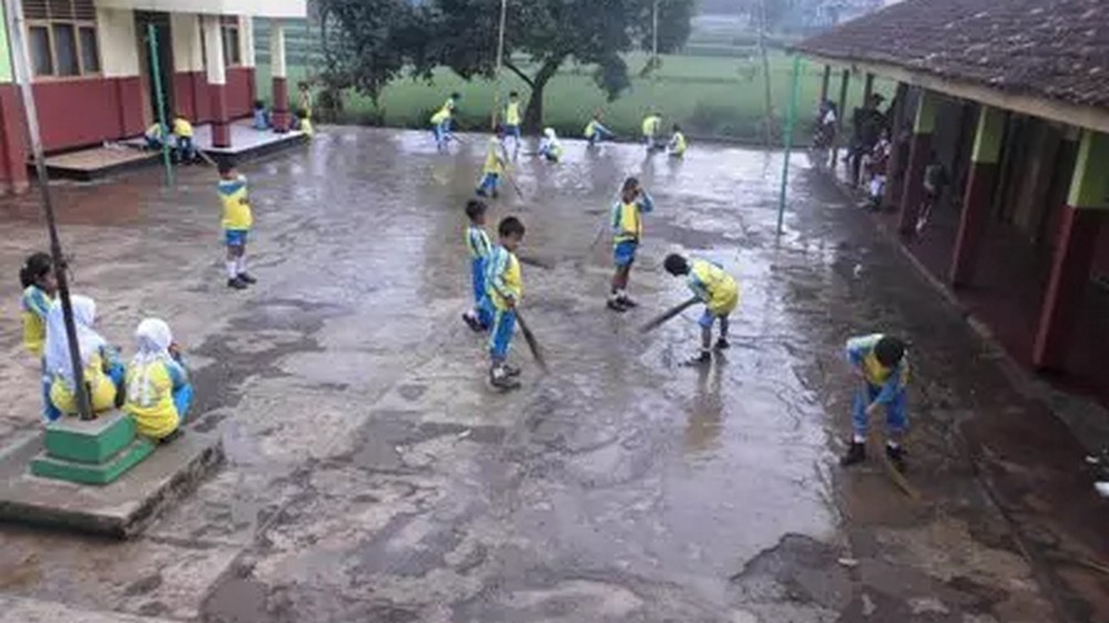 Kegiatan luar kelas SD Negeri Lebakgede Kecamatan Cimanggung