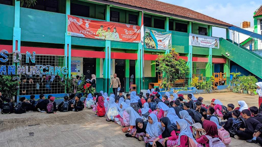 Lingkungan sekolah SD Negeri Parakanmuncang II Kecamatan Cimanggung