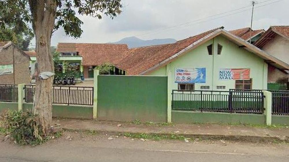 Bangunan MIS Al-Furqon Genteng