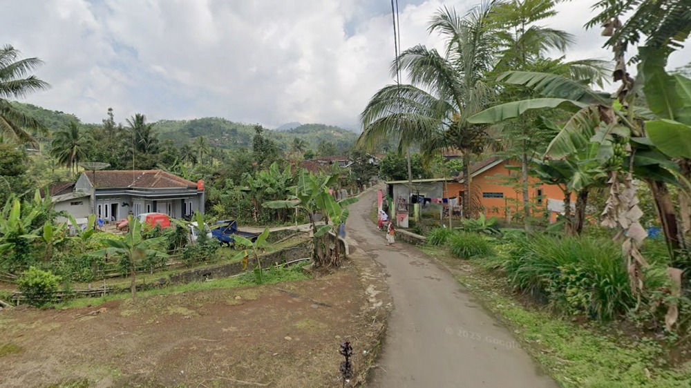 Pemukiman Kampung Naringgul Desa Pangadegan