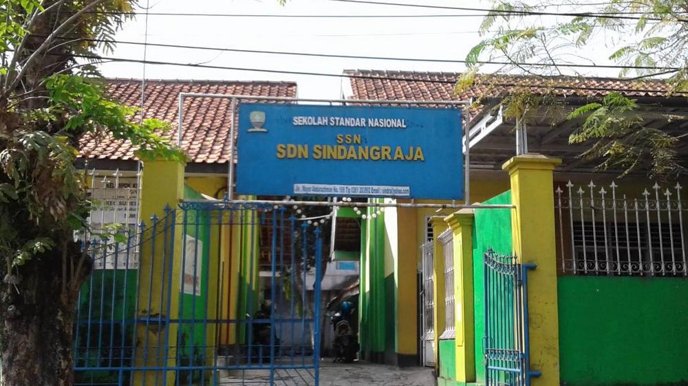 Papan nama SD Negeri Sindangraja Sumedang Utara