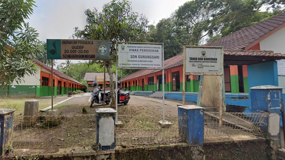 Papan nama SD Negeri Gunungsari Sumedang Utara