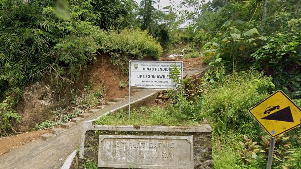 Papan nama SD Negeri Awilega Tanjungkerta