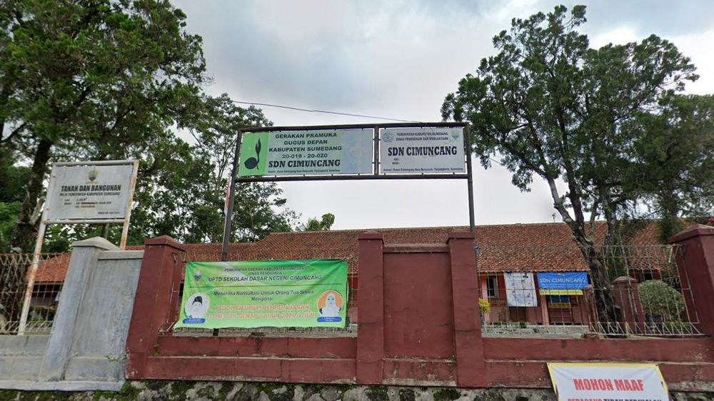 Papan nama SD Negeri Cimuncang Tanjungkerta