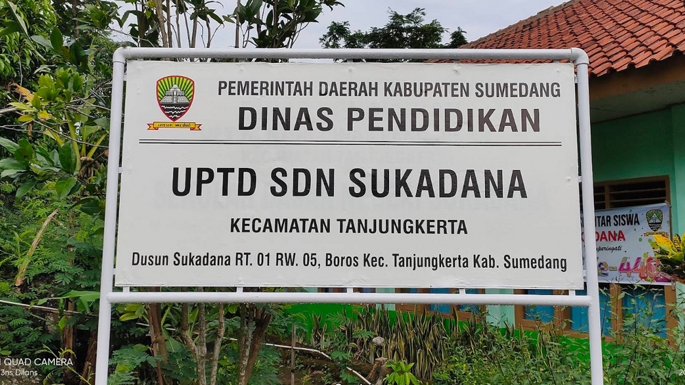 Papan nama SD Negeri Sukadana Tanjungkerta