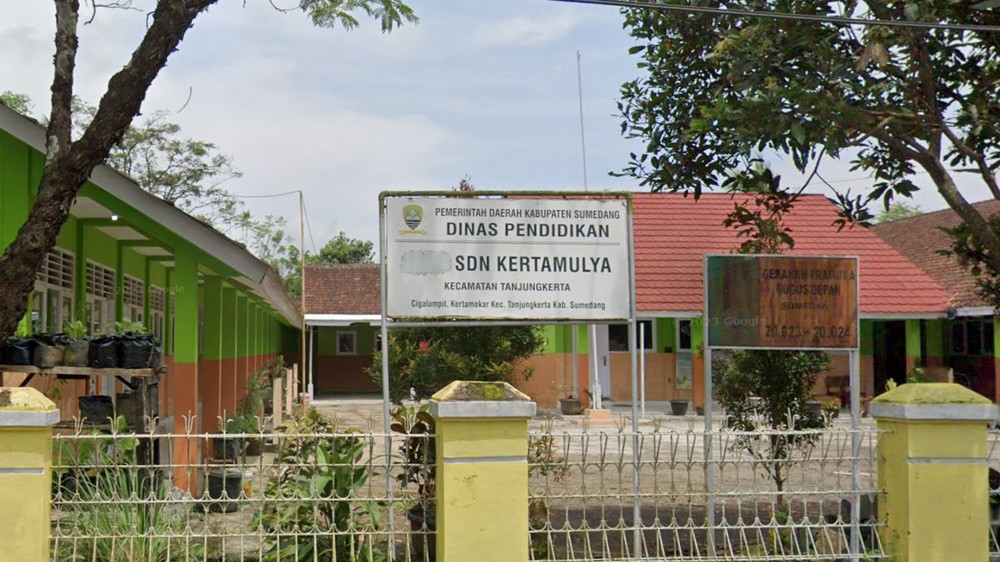 Papan nama SD Negeri Kertamulya Tanjungkerta