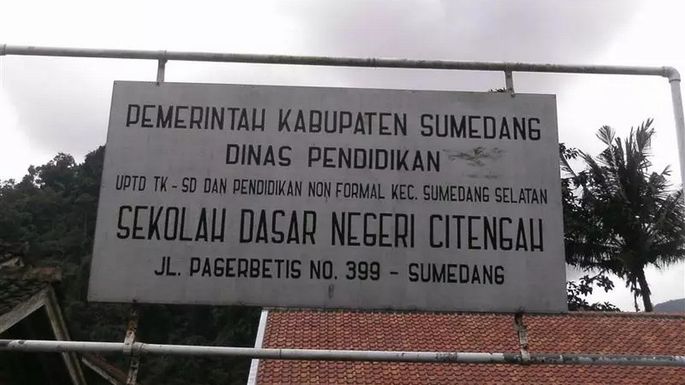 Papan nama SD Negeri Citengah Sumedang Selatan