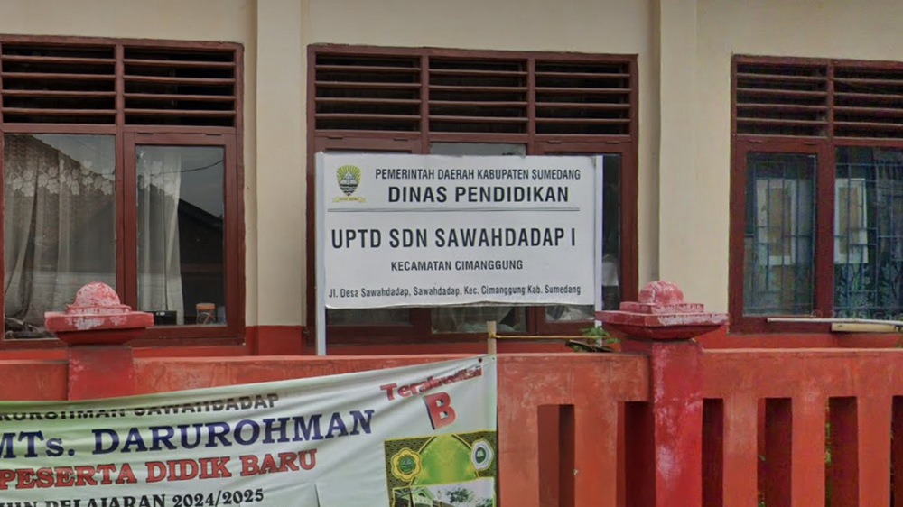 Papan nama SD Negeri Sawahdadap I Kecamatan Cimanggung