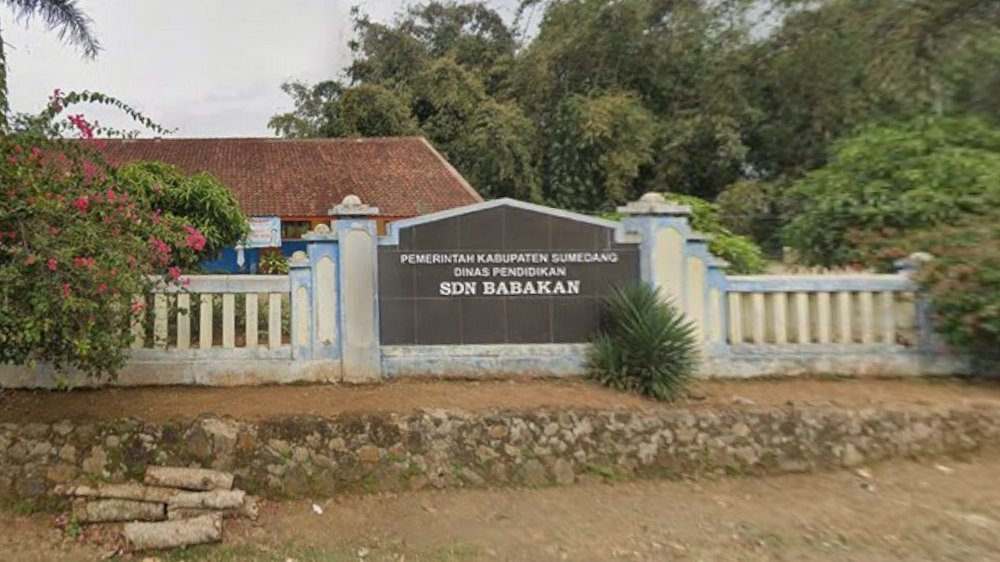 Papan nama SD Negeri Babakan Kecamatan Rancakalong