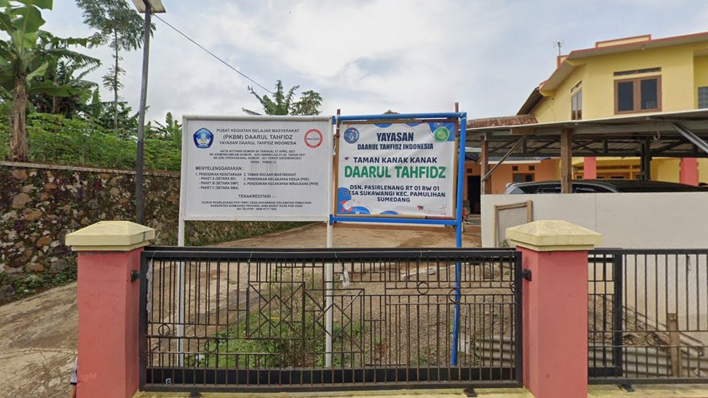 Papan nama TK Daarul Tahfidz